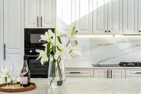 Photo of property in 2/22 Salem Place, Torbay, Auckland, 0630