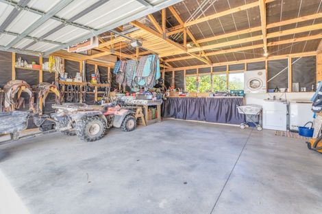 Photo of property in 306 Oneriri Road, Kaiwaka, 0573