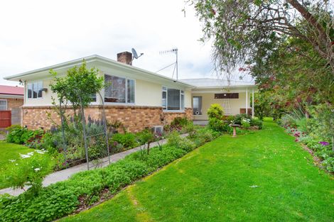 Photo of property in 37 Haultain Street, Fairfield, Hamilton, 3214