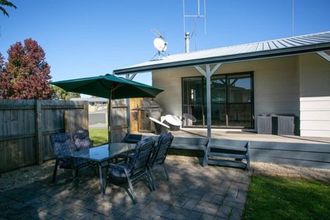 Photo of property in 6 Hulme Place, Leamington, Cambridge, 3432