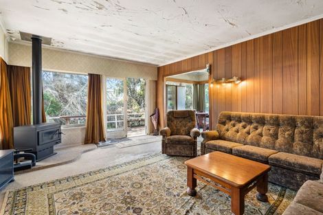 Photo of property in 104 Chivalry Road, Glenfield, Auckland, 0629