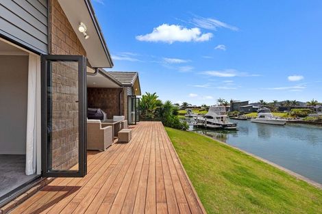 Photo of property in 12 Kelly Place, Whitianga, 3510