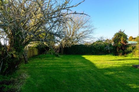 Photo of property in 11 Lee Road, Hannahs Bay, Rotorua, 3010