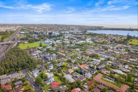 Photo of property in 1/3 Puriri Street, Takapuna, Auckland, 0622