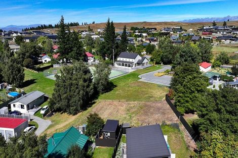 Photo of property in 20 Aorangi Crescent, Lake Tekapo, 7999