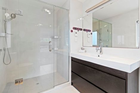 Photo of property in 22a Morton Avenue, Forrest Hill, Auckland, 0620