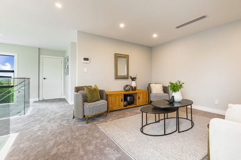 Photo of property in 17 Arawaru Avenue, Wainui, 0992