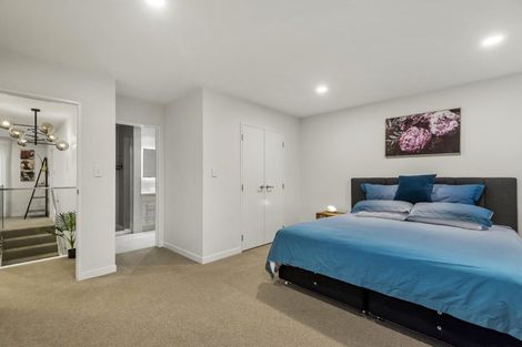 Photo of property in 4b Rosalind Road, Glenfield, Auckland, 0629