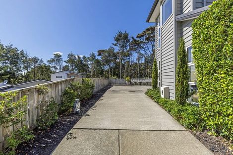 Photo of property in 15c Verran Road, Birkenhead, Auckland, 0626