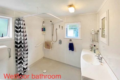 Photo of property in 10 Ongo Road, Hunterville, 4730