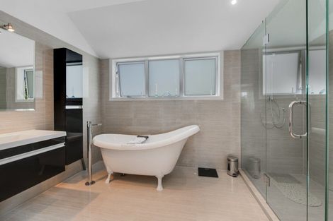 Photo of property in 3 Claude Road, Stanmore Bay, Whangaparaoa, 0932