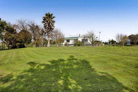 Photo of property in 516 Turuturu Road, Hawera, 4674