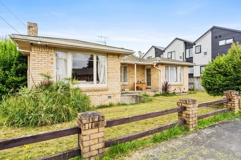Photo of property in 1 Inverness Avenue, Hamilton East, Hamilton, 3216