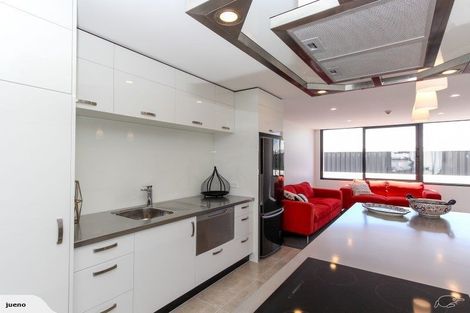 Photo of property in 8/86 Hurlstone Drive, Waiwhakaiho, New Plymouth, 4312