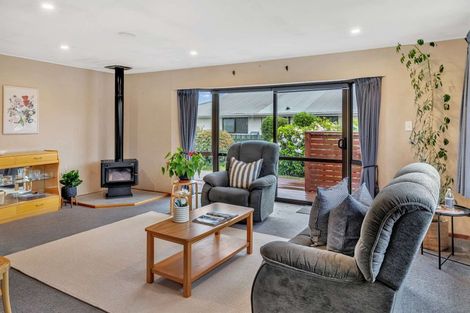 Photo of property in 10 Merlin Place, Gore, 9710