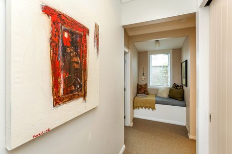 Photo of property in 70 Lemon Street, New Plymouth, 4310