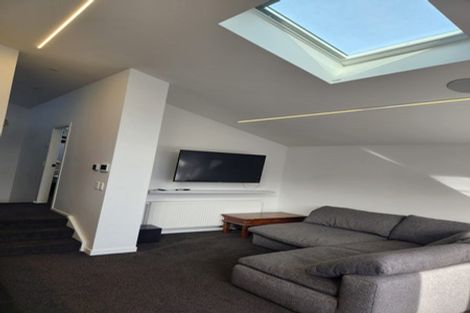 Photo of property in 64 Central Terrace, Kelburn, Wellington, 6012