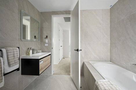 Photo of property in 7/5 Lemon Grove Lane, Greenhithe, Auckland, 0632