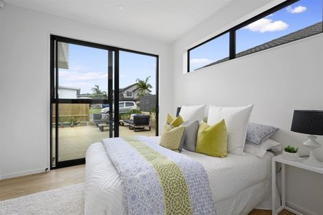 Photo of property in 7/5 Lemon Grove Lane, Greenhithe, Auckland, 0632