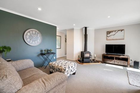 Photo of property in 7 Omana Avenue, Shelly Beach, Helensville, 0874