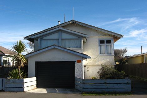 Photo of property in 158 Marine Parade, New Brighton, Christchurch, 8083