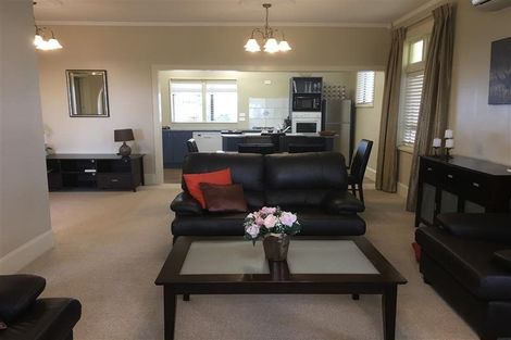 Photo of property in 603 Marine Parade, Napier South, Napier, 4110