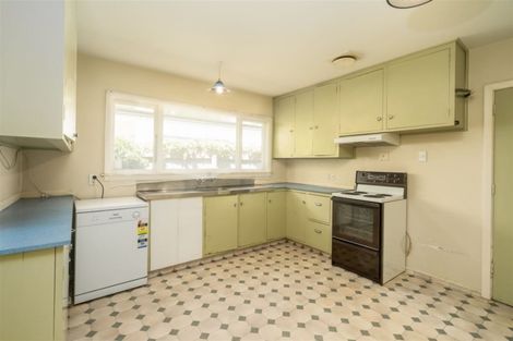 Photo of property in 277 Memorial Avenue, Burnside, Christchurch, 8053