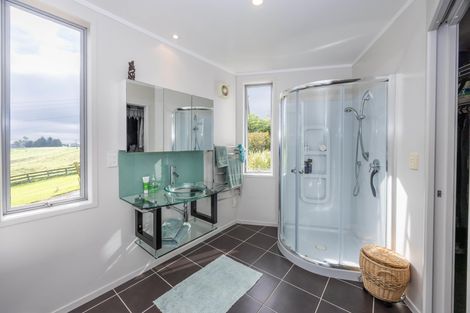 Photo of property in 70 Hillside Heights Road, Huntly, 3771