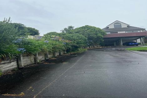 Photo of property in 6/96 William Bayes Place, Red Beach, 0932