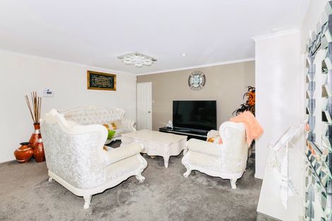 Photo of property in 11 Chayward Place, Mangere, Auckland, 2022