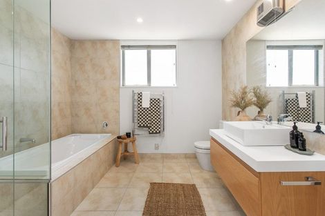 Photo of property in 57 Idris Road, Fendalton, Christchurch, 8052