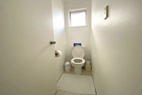 Photo of property in 59 Lavery Place, Sunnynook, Auckland, 0632