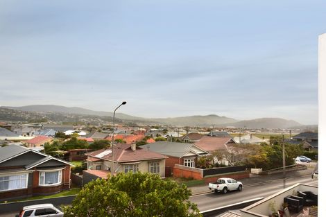 Photo of property in 157 Victoria Road, Saint Clair, Dunedin, 9012