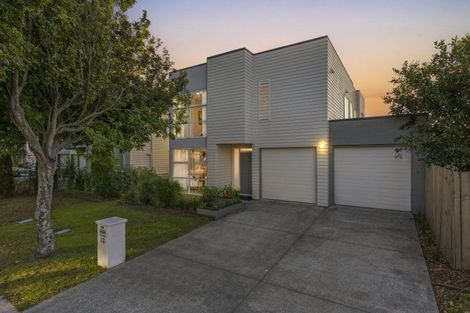 Photo of property in 12 Phar Lap Crescent, Takanini, 2112