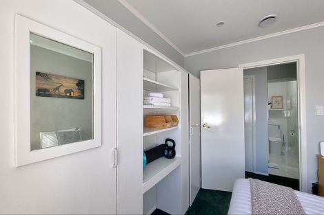 Photo of property in 176 Gossamer Drive, Pakuranga Heights, Auckland, 2010