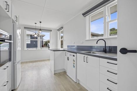 Photo of property in 46 Downes Street, Titahi Bay, Porirua, 5022