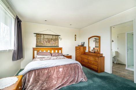 Photo of property in 2/147 Birkdale Road, Birkdale, Auckland, 0626