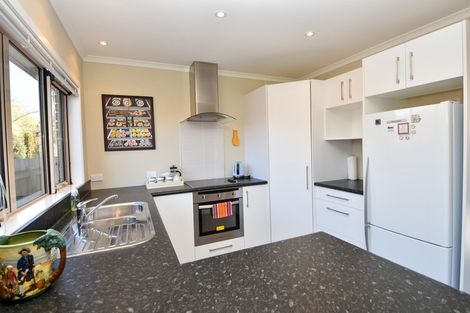 Photo of property in 5 Hilton Road, Carterton, 5713