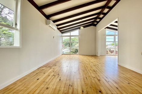 Photo of property in 12 Gardiner Grove, Mangere East, Auckland, 2024