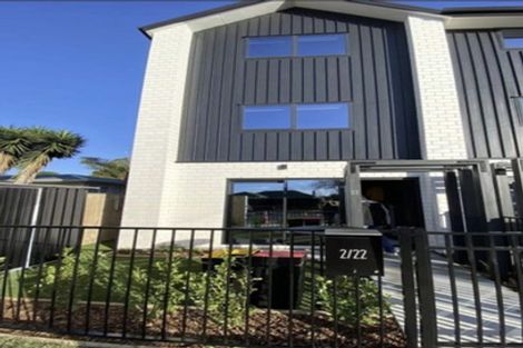 Photo of property in 1/22 Yeovil Road, Te Atatu Peninsula, Auckland, 0610