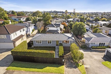 Photo of property in 115 Union Road, Howick, Auckland, 2014