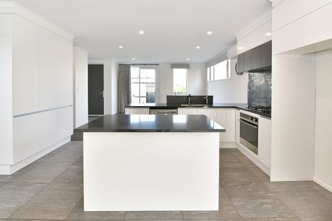 Photo of property in 29 Sanremo Lane, Stanmore Bay, Whangaparaoa, 0932