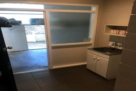 Photo of property in 18 Queens Road, Waikanae Beach, Waikanae, 5036