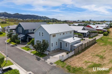 Photo of property in 41 Ocean Breeze Drive, Waihi Beach, 3611