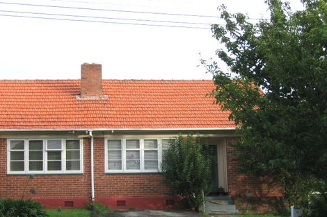 Photo of property in 43 Seaview Terrace, Mount Albert, Auckland, 1025