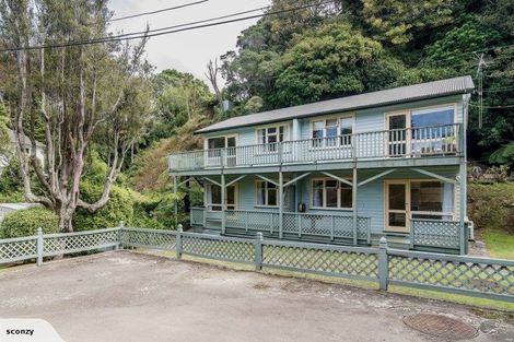 Photo of property in 1/62 Simla Crescent, Khandallah, Wellington, 6035