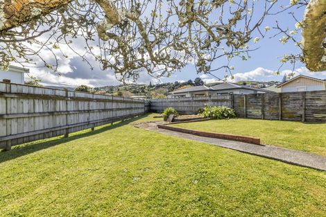 Photo of property in 146 Main Road, Tawa, Wellington, 5028