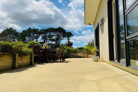 Photo of property in 32 Ranfurly Road, Alfriston, Auckland, 2105