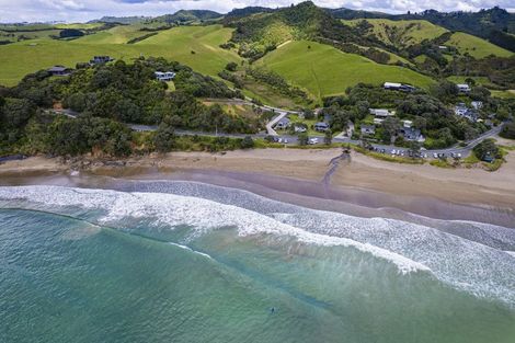 Photo of property in 1305c Matapouri Road, Matapouri, Whangarei, 0173