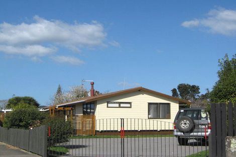 Photo of property in 136 Riverside Drive, Whakatane, 3120